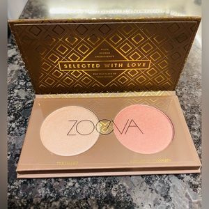 ZOEVA Cocoa Blend Highlighting Powder Palette. Brand New, never used